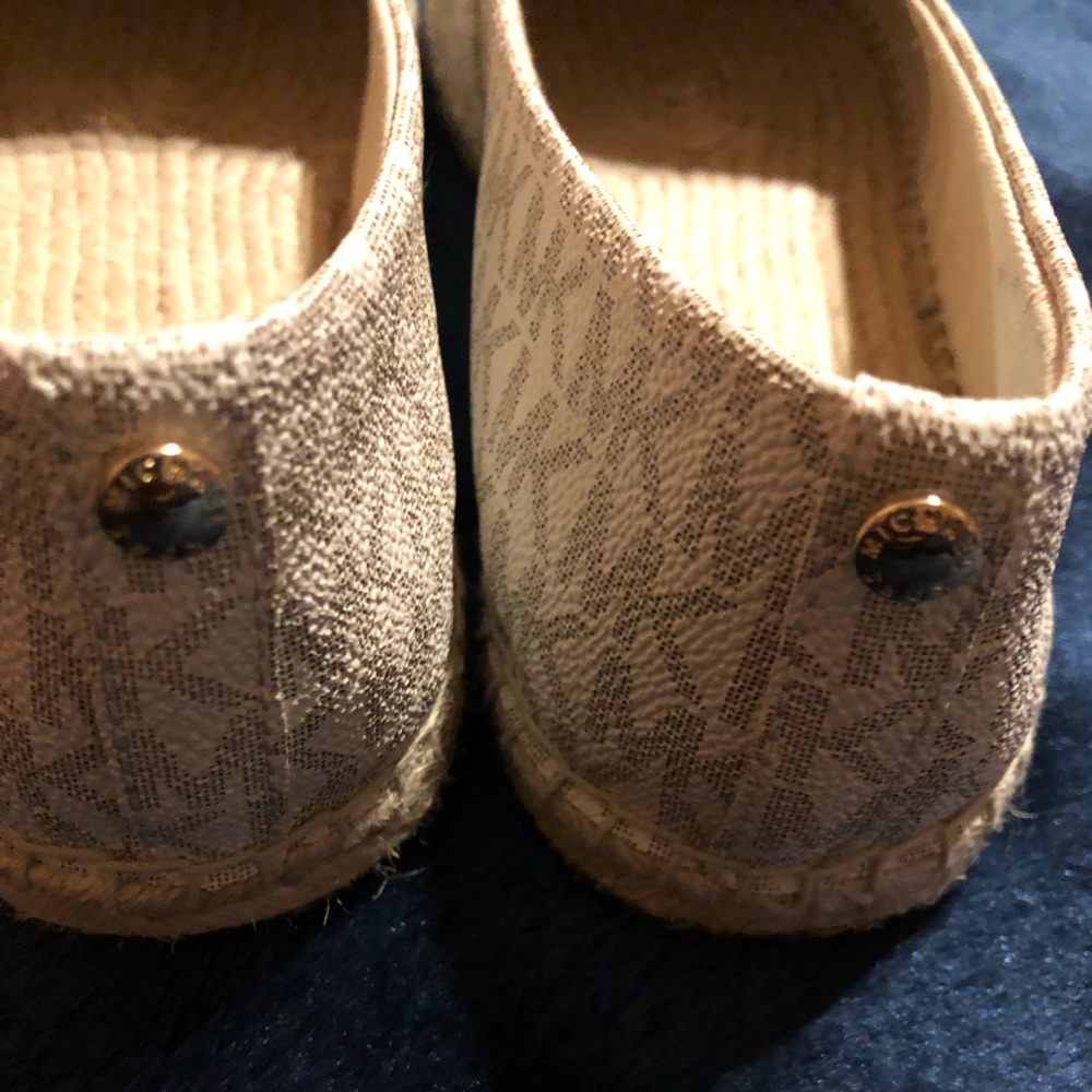 NWT MK shoes size 10 - Picture 3 of 6
